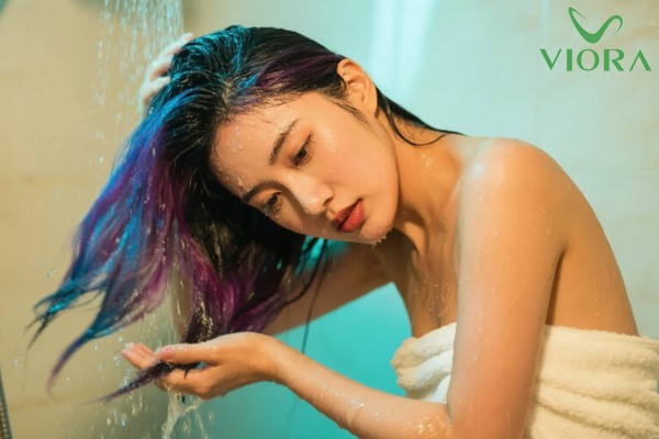Tóc nhuộm dùng dầu gội Viora có tốt không? 2