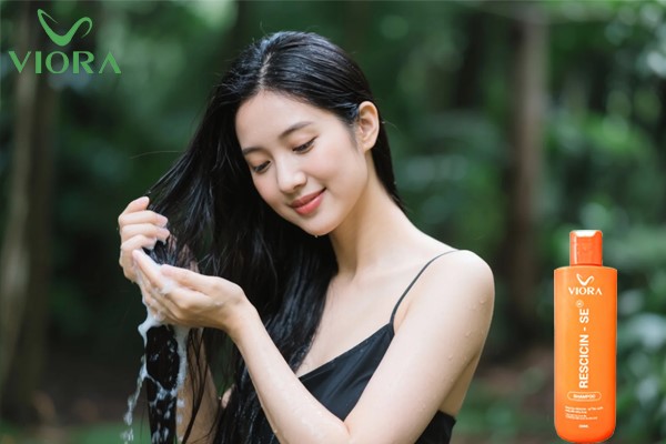 Dầu gội làm sạch gàu: Thành phần và cách lựa chọn đúng sản phẩm 4 Dầu gội làm sạch gàu: Thành phần và cách lựa chọn đúng sản phẩm 3
