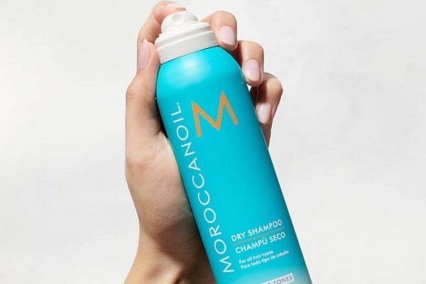Dầu Gội Khô Moroccanoil: Review Có Nên Mua Không? 3 Dầu Gội Khô Moroccanoil: Review Có Nên Mua Không? 3