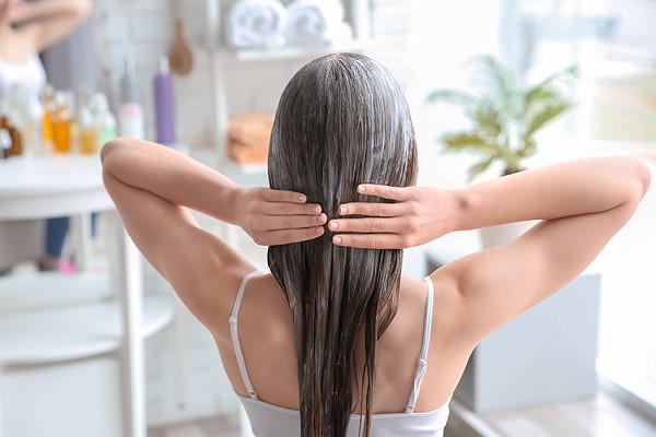 Cách Gội Đầu Bằng Bia Trị Gàu Thế Nào Cho Hiệu Quả? 3 Cách Gội Đầu Bằng Bia Trị Gàu Thế Nào Cho Hiệu Quả? 3