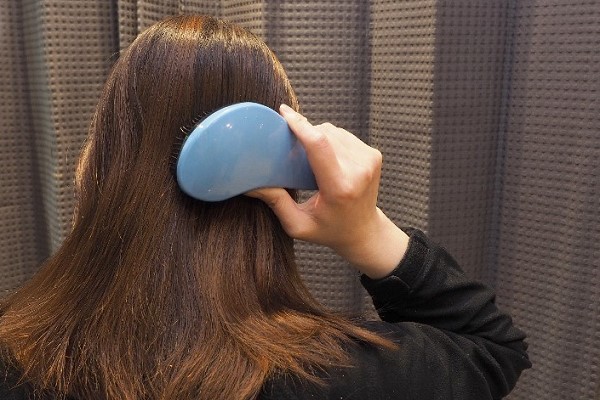 Tóc Bạc Nên Nhuộm Màu Gì? Gợi Ý Màu Tóc Đẹp, Phù Hợp Với Từng Độ Tuổi 2 Tóc Bạc Nên Nhuộm Màu Gì? Gợi Ý Màu Tóc Đẹp, Phù Hợp Với Từng Độ Tuổi 2